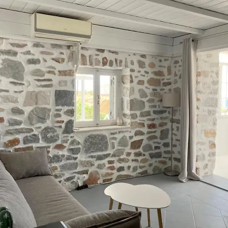 Apartment Zephir Vue Detente Et Bons Moments A Syros Liaropa