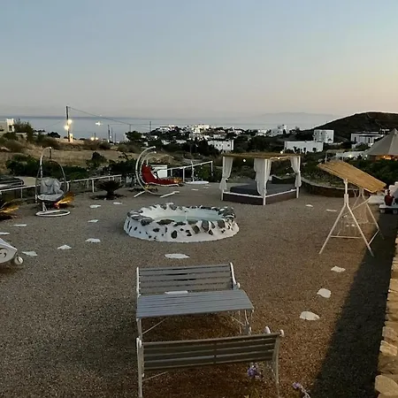 Zephir Vue Detente Et Bons Moments A Syros Liaropa