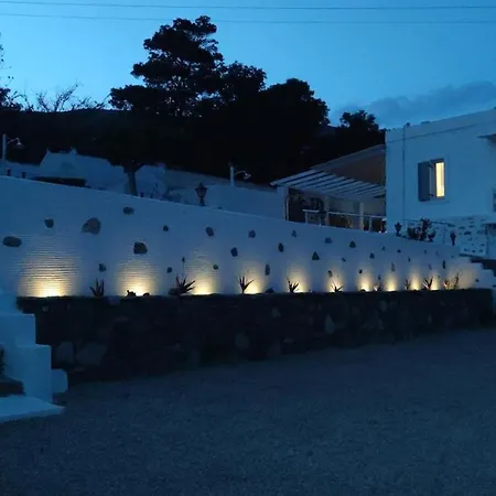 Zephir Vue Detente Et Bons Moments A Syros * Liaropá